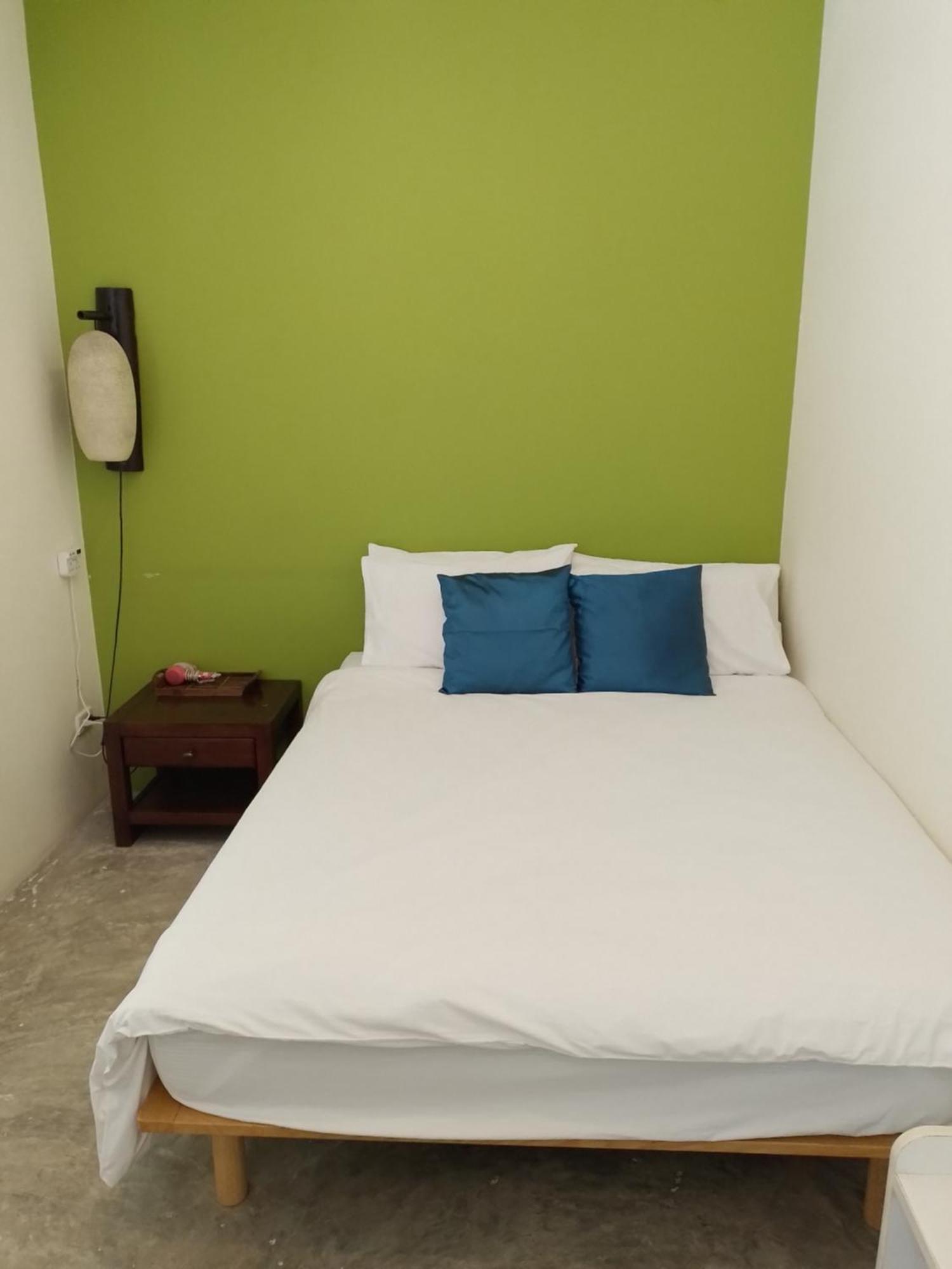 Udee Hostal